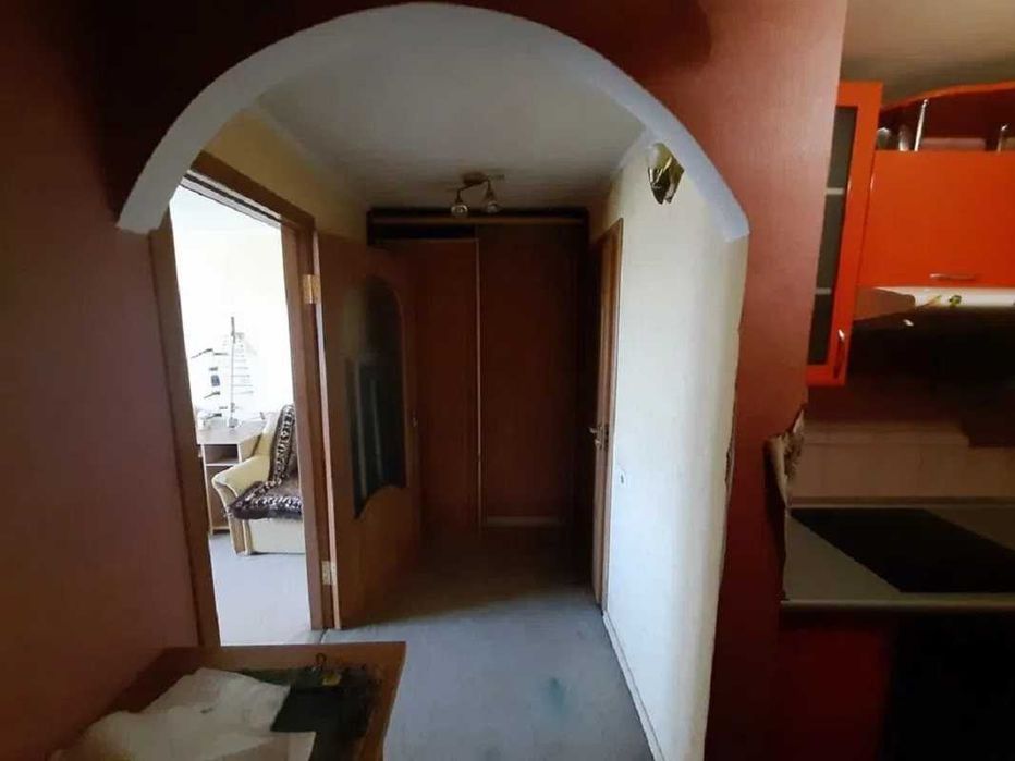 Бюджетна 1к квартира в цегляному будинку роглянемо є-відновлення