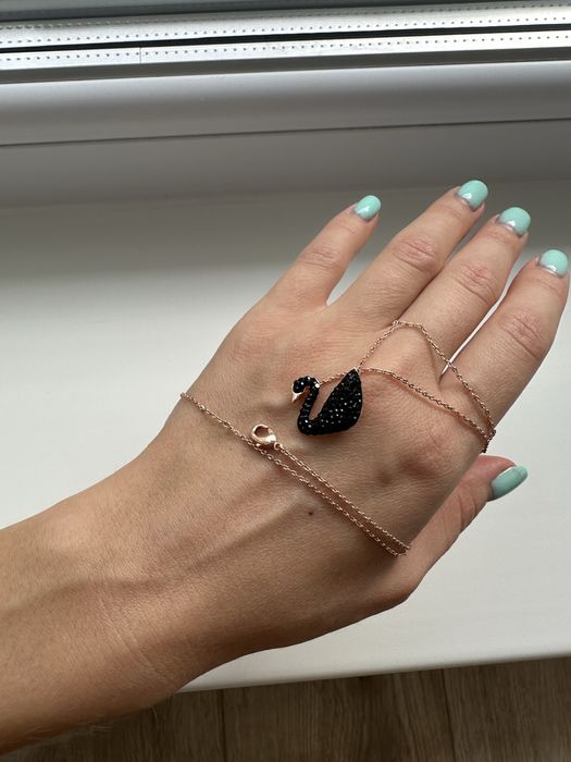 Подвеска на шею лебедь