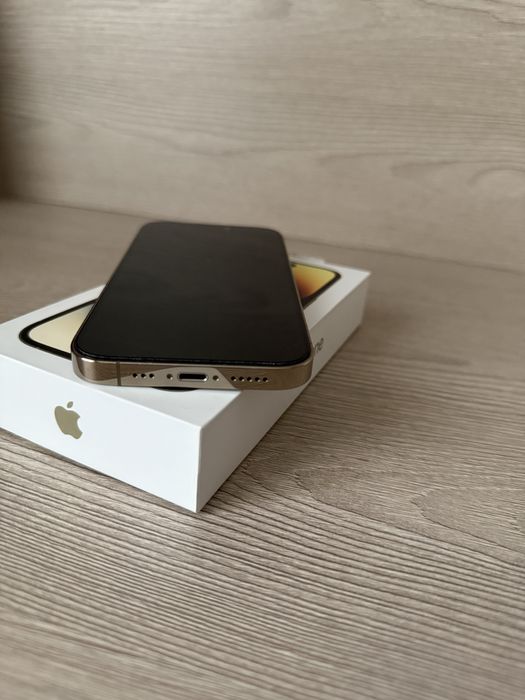 Мобільний телефон IPhone 14 Pro