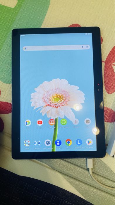 Планшет Lenovo Tab M10
