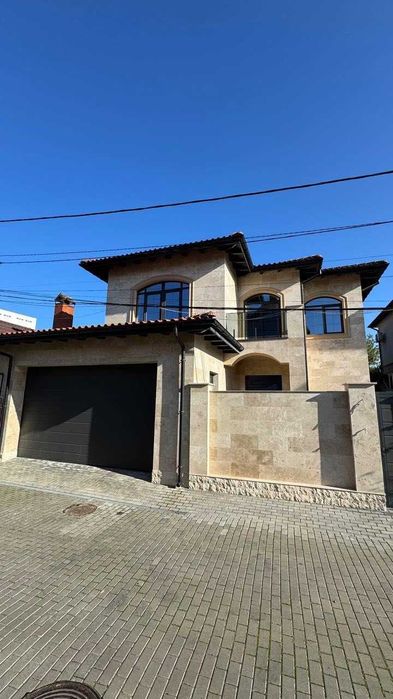 Продам дом в районе 13 ст. Б. Фонтана с качественным ремонтом.