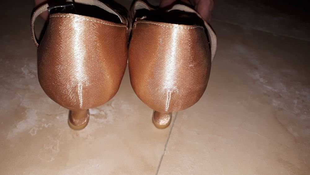 Buty taneczne do tańca towarzyskiego łacina obcas 5cm roz 36 wkł 23