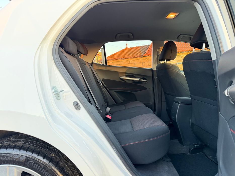 Toyota Auris 1.4 D4D Sport