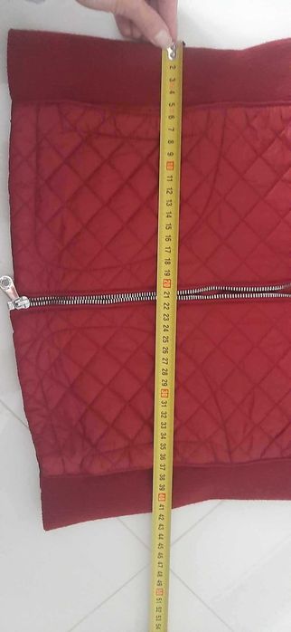 Bordowa kamizelka Massimo Dutti