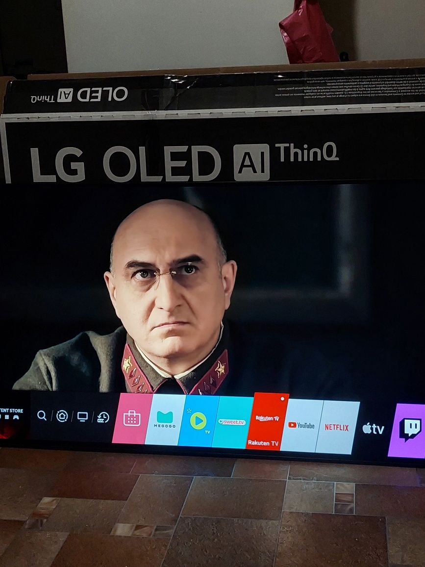 Телевизор LG  OLED