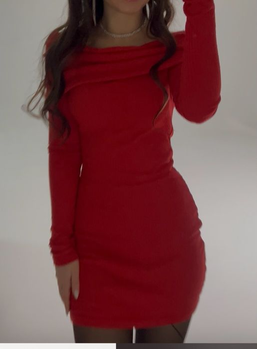 Червона трикотажна сукня 42р (s-m)