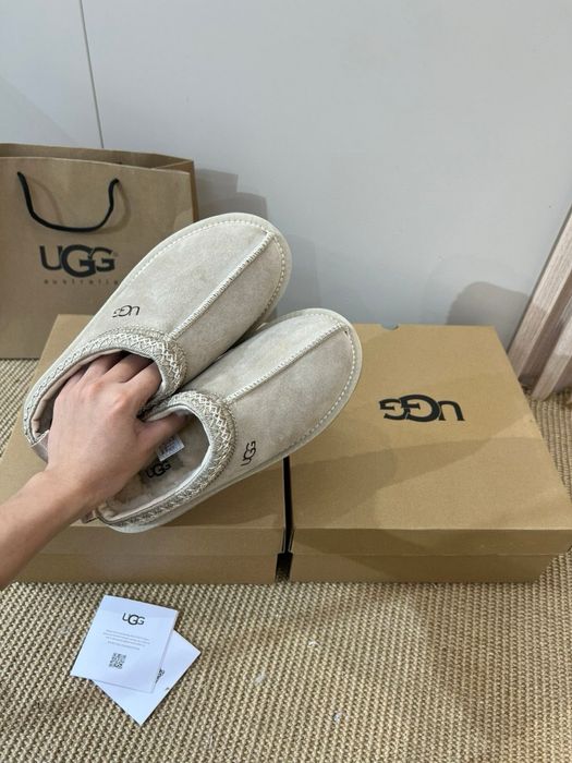 bytu ugg w 2 kolorach