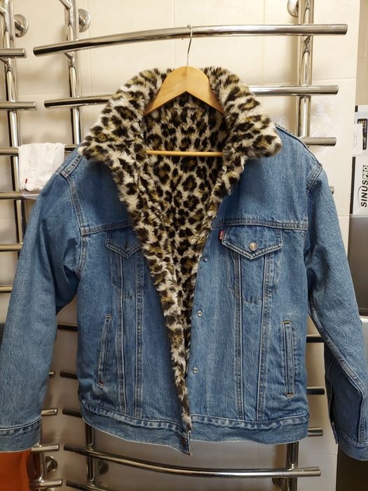 Куртка жакет  Levi's оригинал L