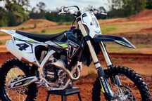 Triumph  TF 450 RC Nowość! Zarezerwuj już dziś!