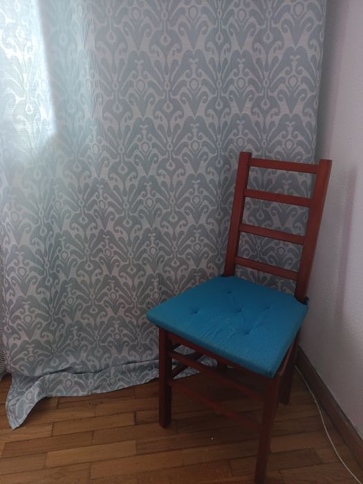 Cadeira em Cerejeira