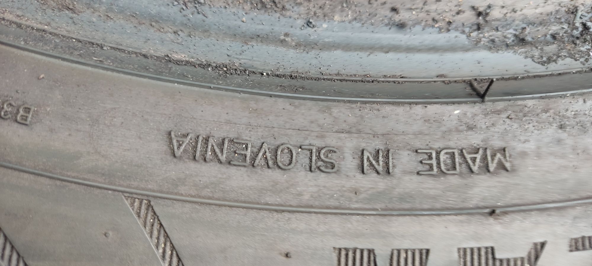Pojedyncza 225 50r17 98V gen-2 Goodyear Vector 4sezon i
