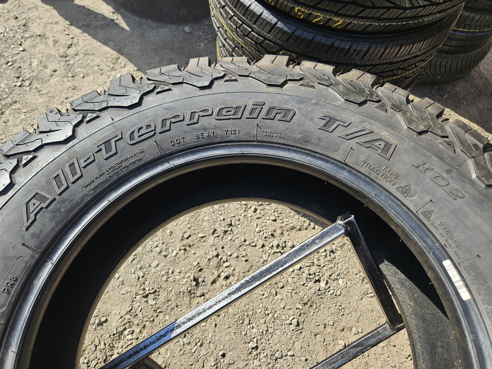 Шины БУ 255 70 R 18 Bfgoodrich all terrain T/A KO2 комплект всесезон