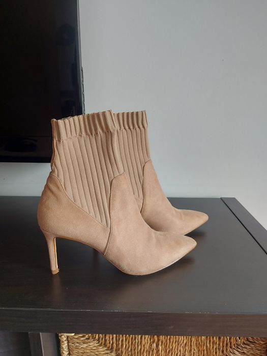 Botim zara ,rosa velho,tam 37