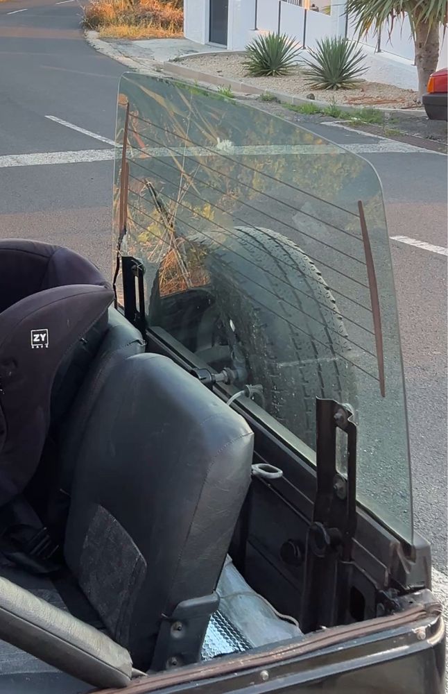 HardTop + Vidro Traseiro Suzuki Samurai