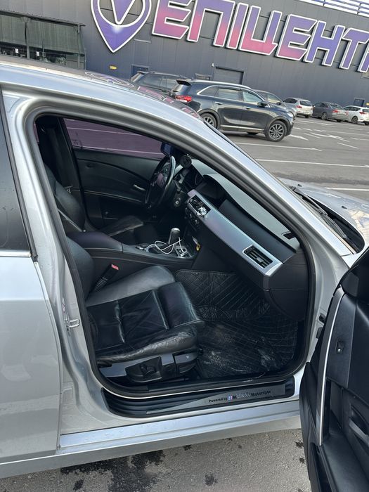 Продам БМВ е60 на m57 d30