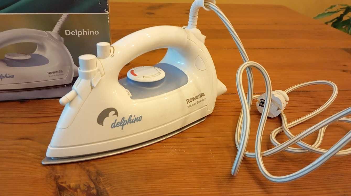 Ferro a vapor Rowenta novo