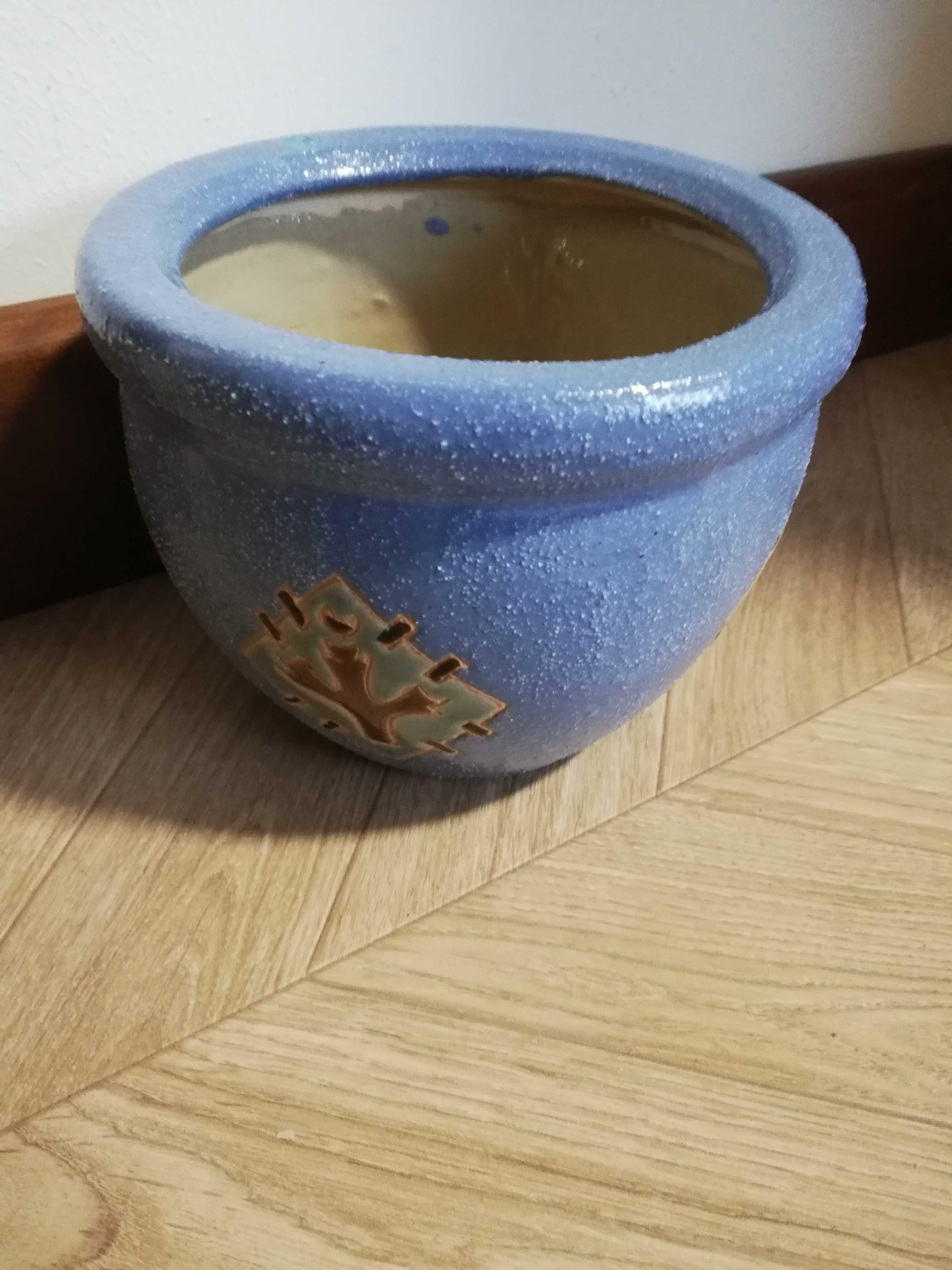 Doniczka ceramiczna osłonka niebieska w kaktusy