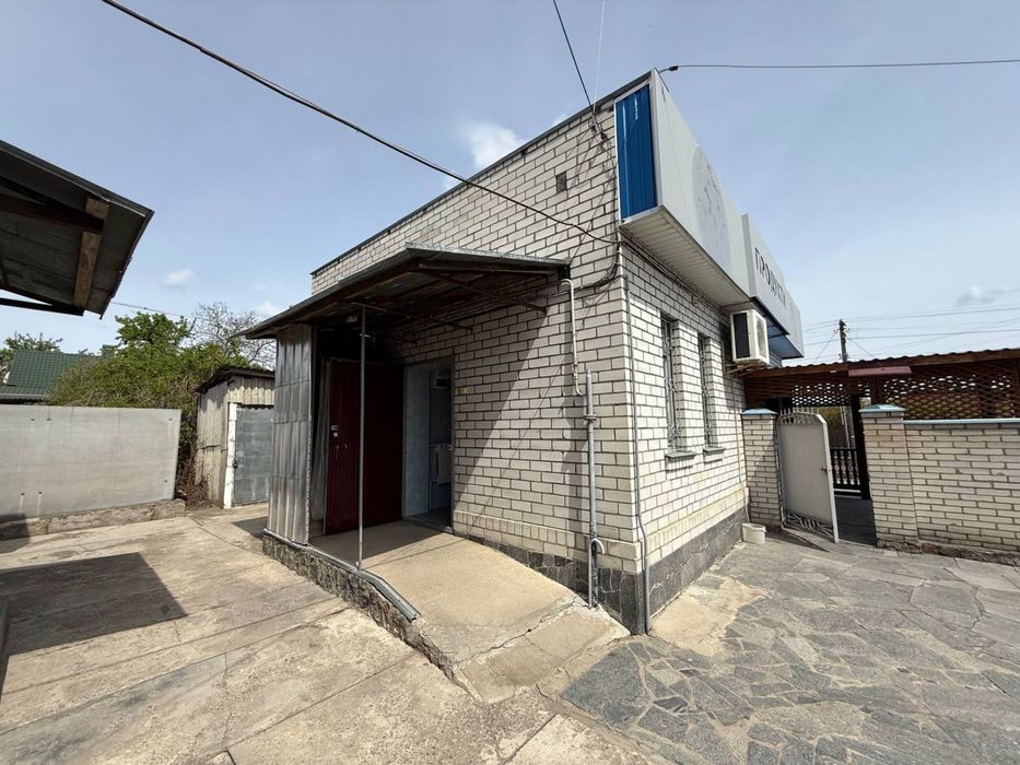 Продаж приміщення ( магазин) 44 м2.