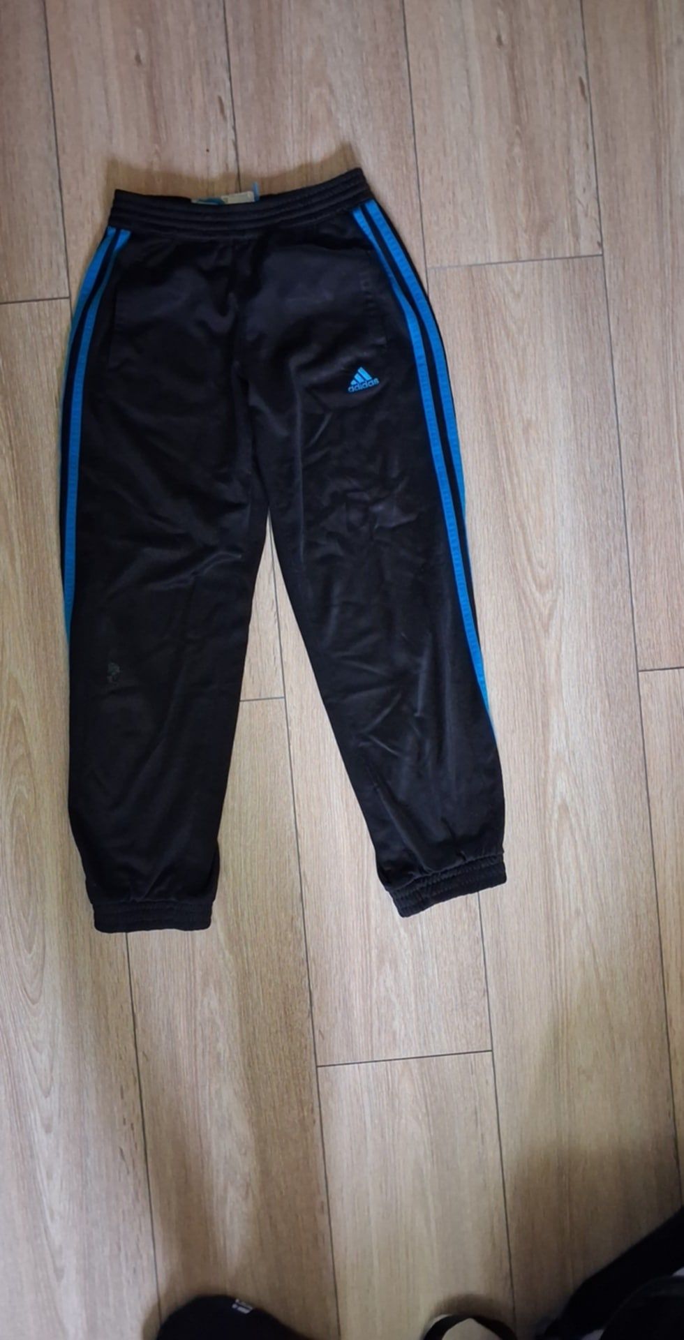 Spodnie dresowe adidas 146