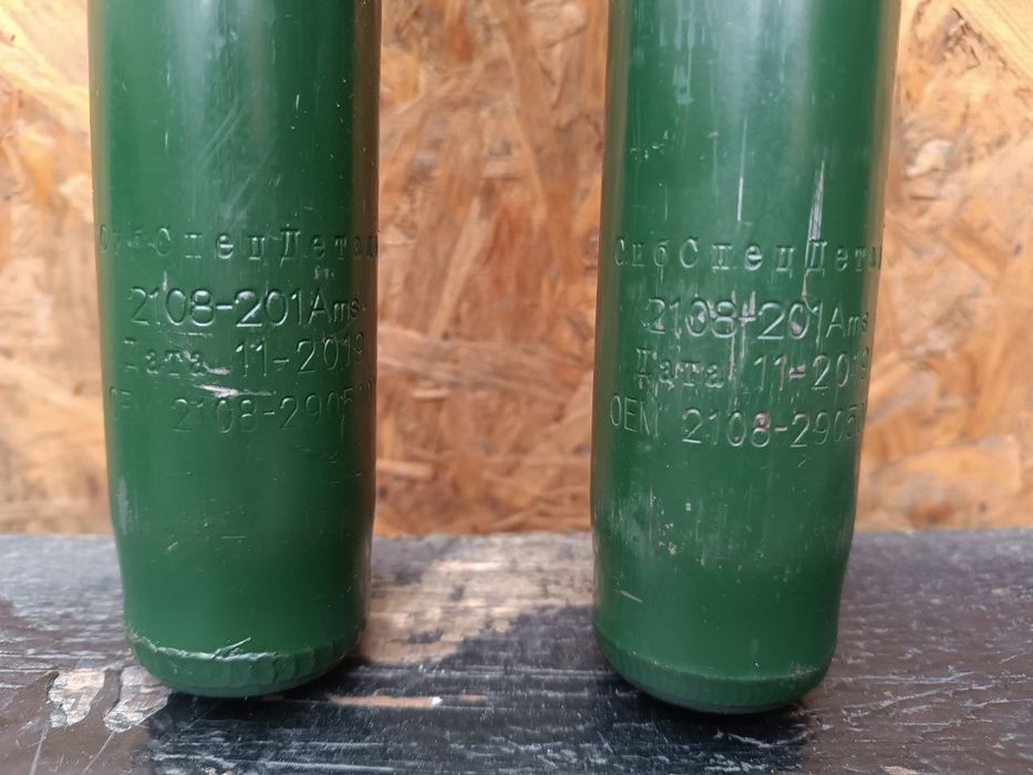 Вкладыши передних стоек ваз 2108-15 почти новые