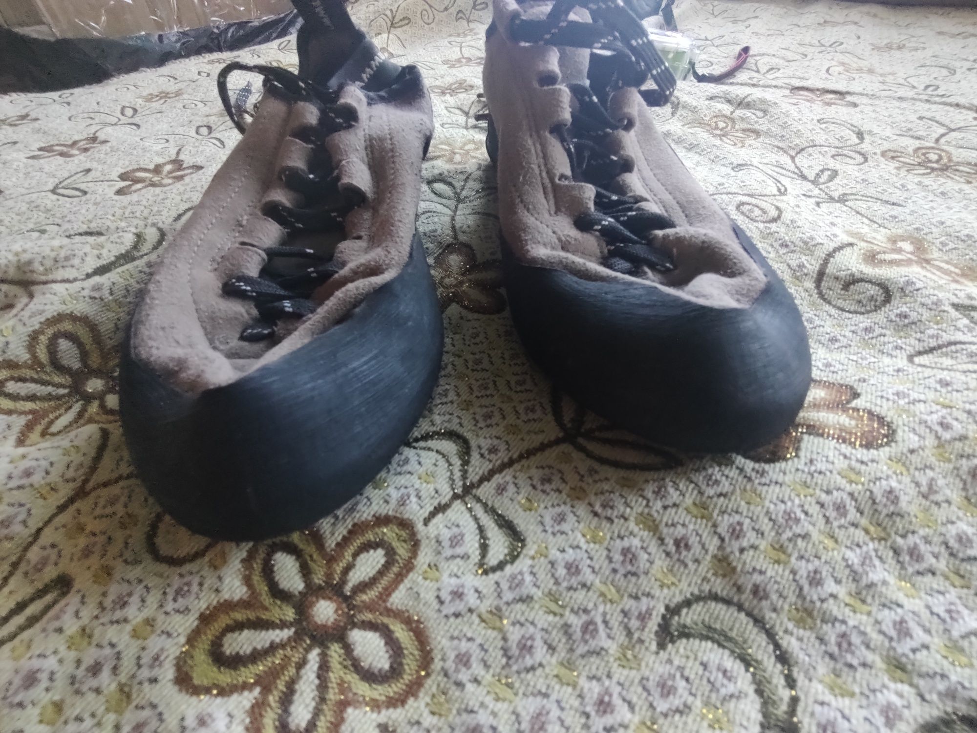 Скельне взуття розмір 40 Mammut