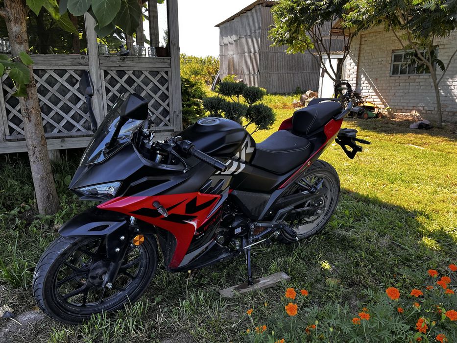 Мотоцикл Lifan KPR 250