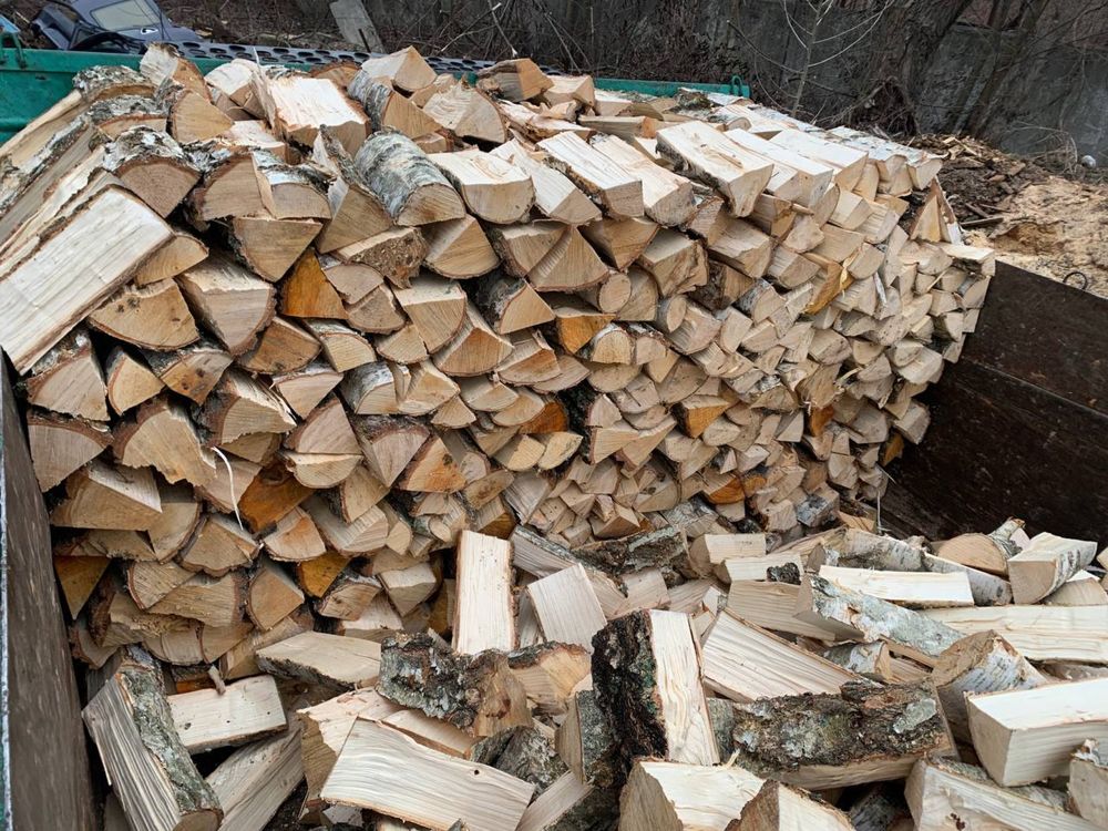 Дрова колоті недорого дуб береза сосна акація дрова для опалення
