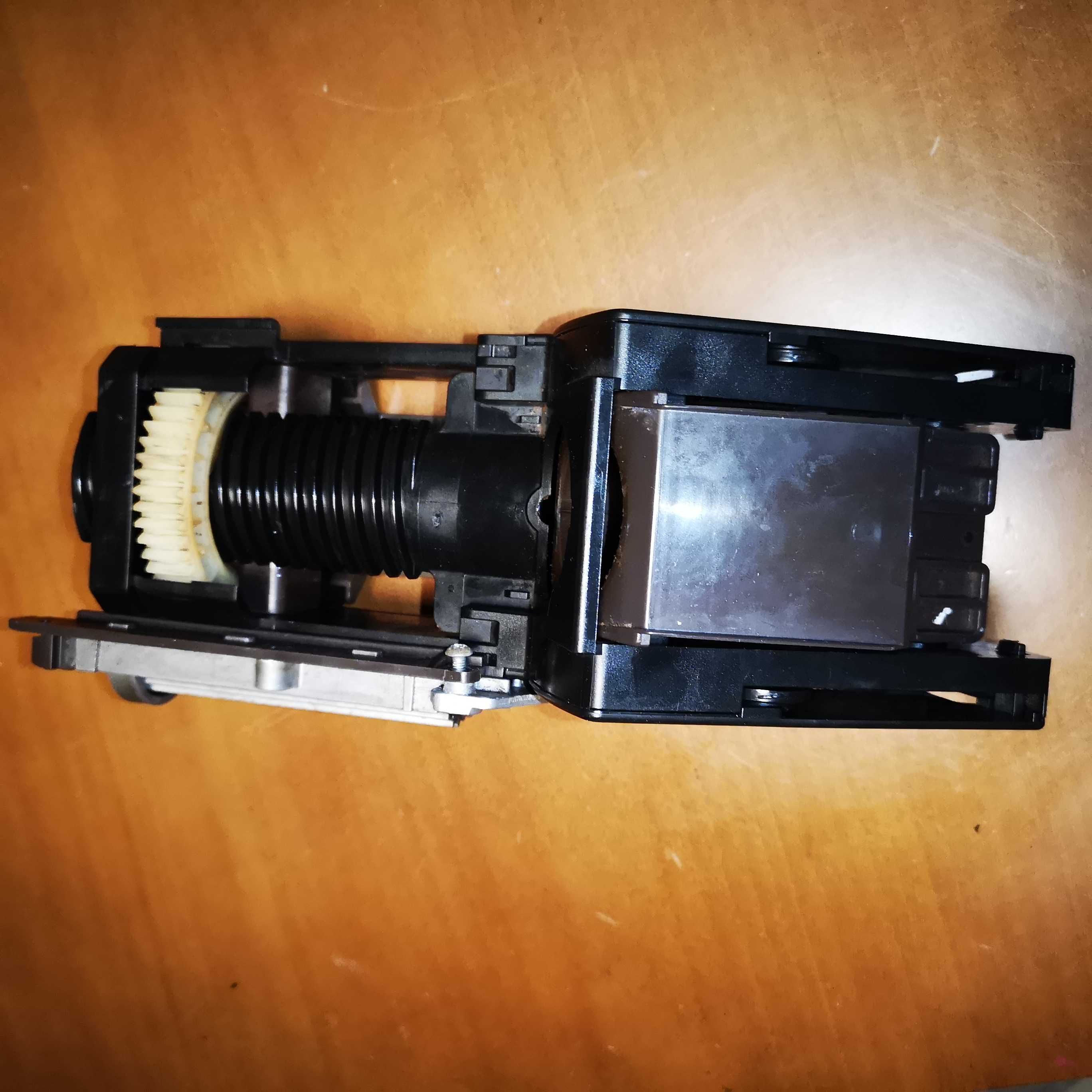 Jura Z5 E8 W8 Części Młynek Grzałka Zaparzacz Dysza Wylewka Zbiornik