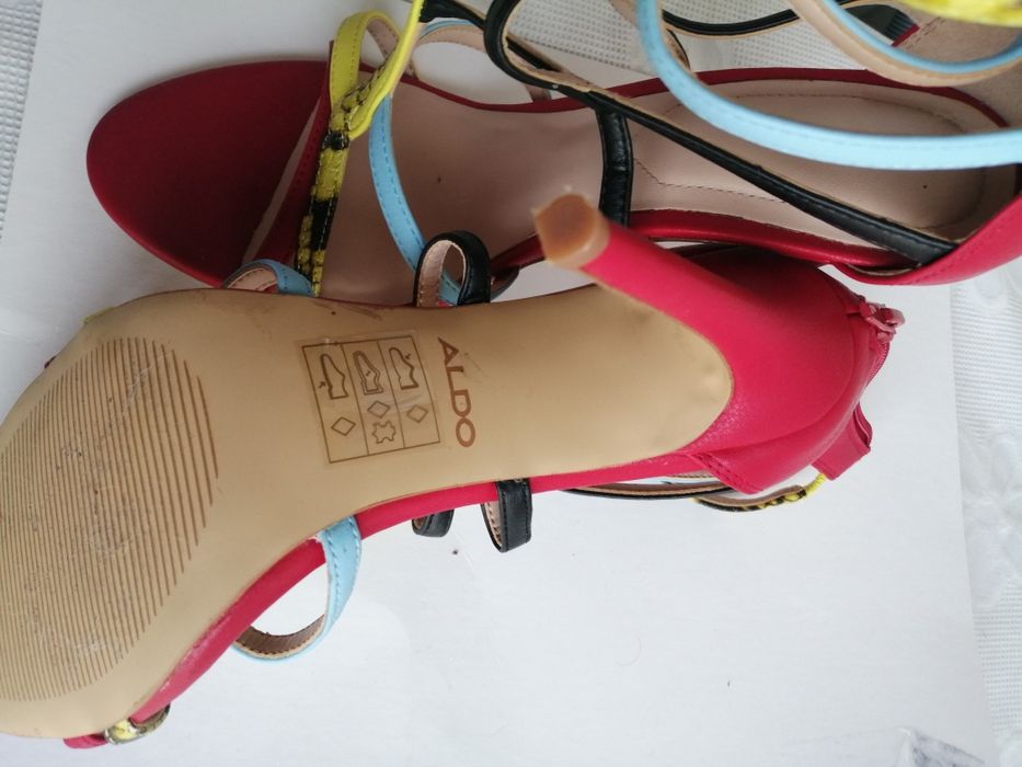 Botas de senhora Aldo como novas