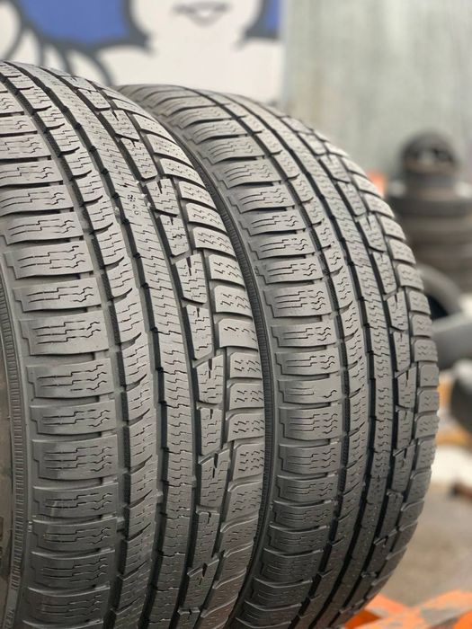 Шини зимові 2шт 215/50 R17 Nokian WRA3
