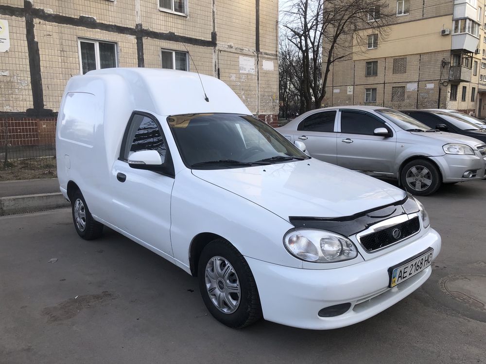 Daewoo Lanos 2013 год Газ/бензин 3200$