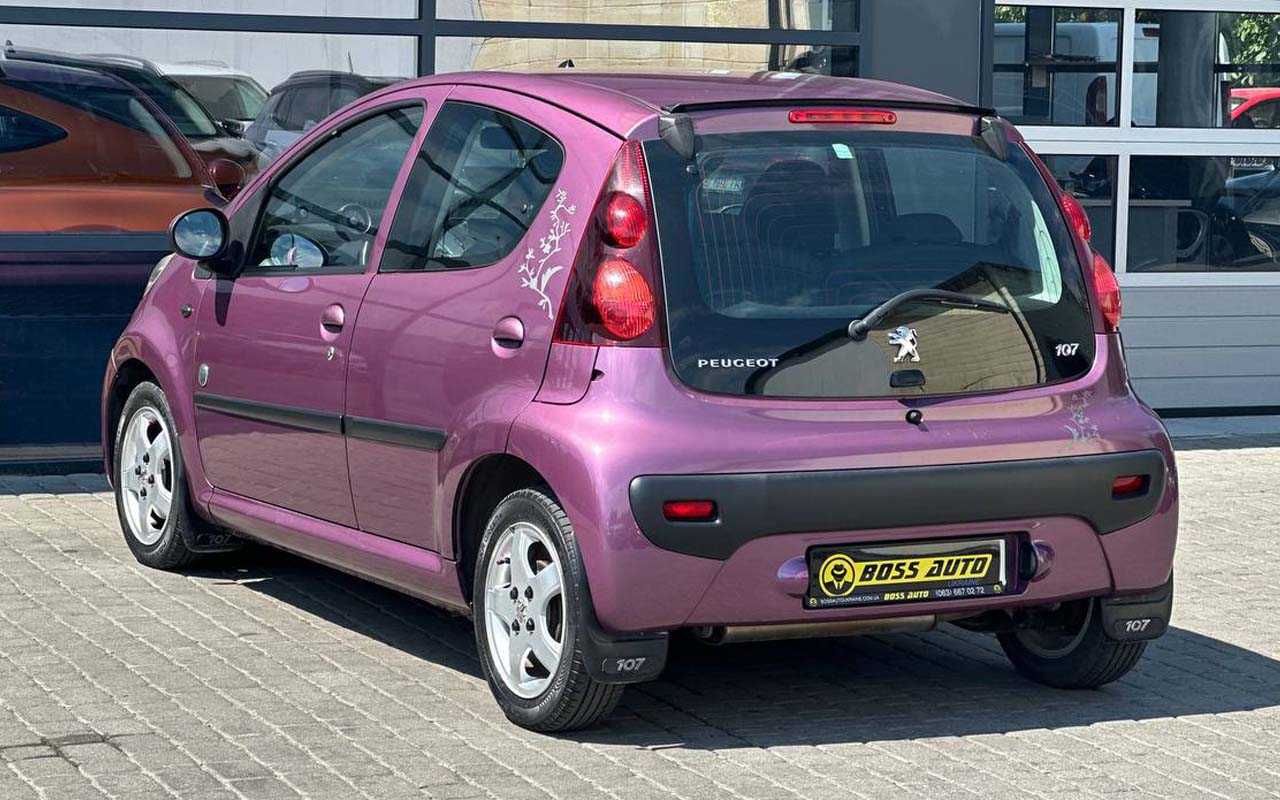 Peugeot 107 2013