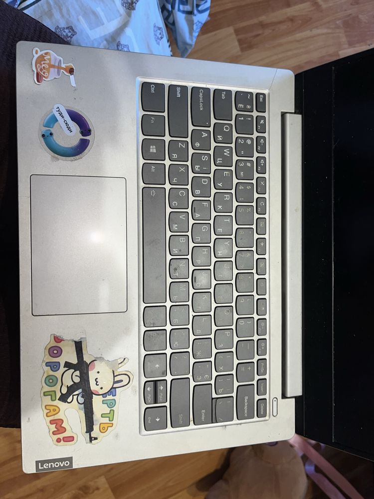 LENOVO S340-14IWL ноутбук не вмикається