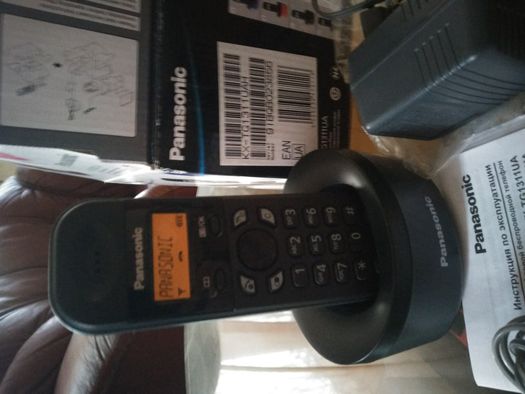Телефон-Факс и радиотелефон (автоответчик) "Panasonic".