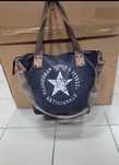 Czarna shopper listonoszka