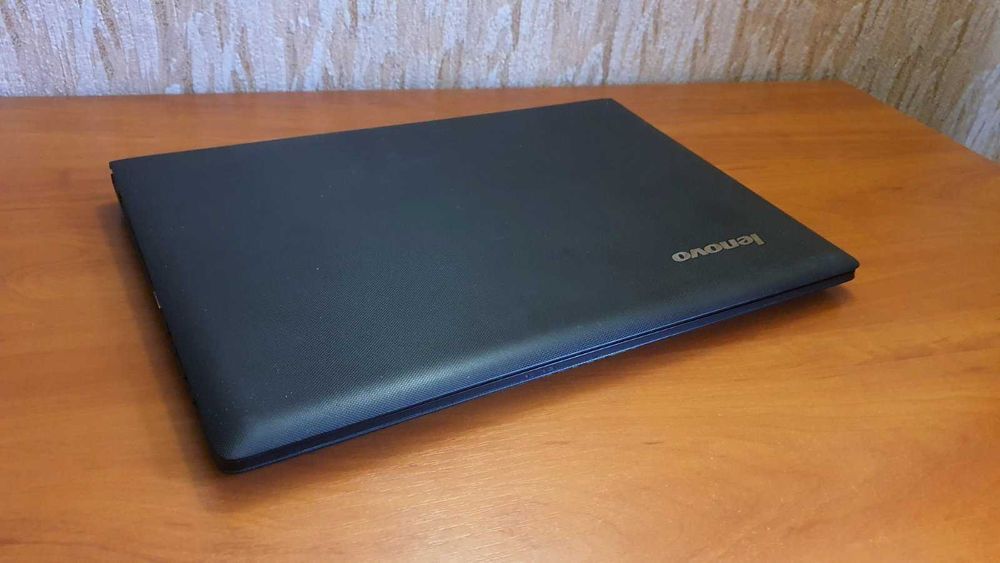 Ноутбук Lenovo G50-30 (4 ядра / батарея 4 години)