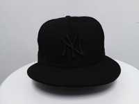 Boné NEW ERA blackout basic 59FIFTY Major League Baseball collection