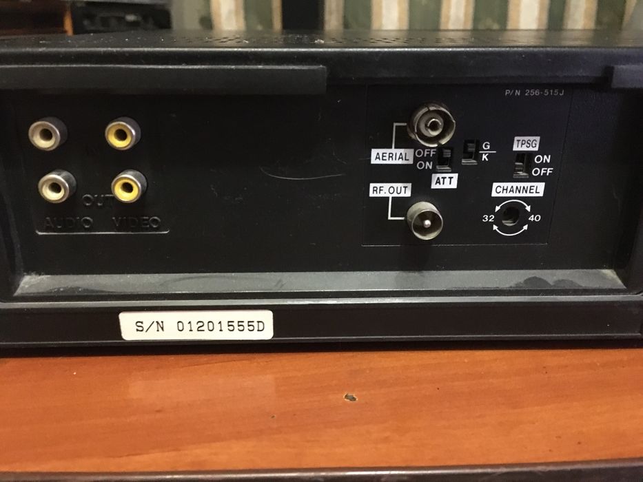 Видеомагнитофон SHIVAKI SVR-8000DK