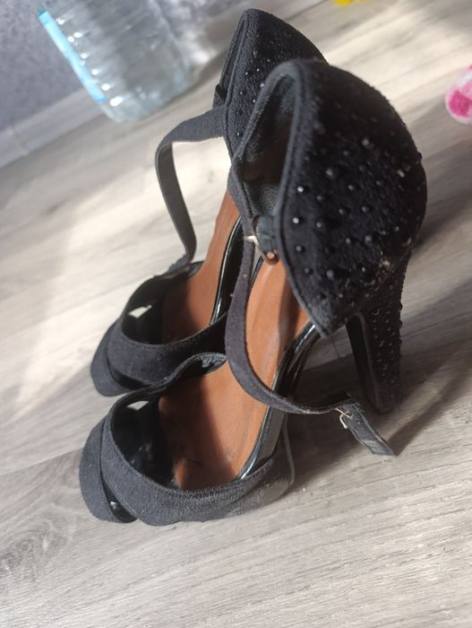 Босоножки подарю