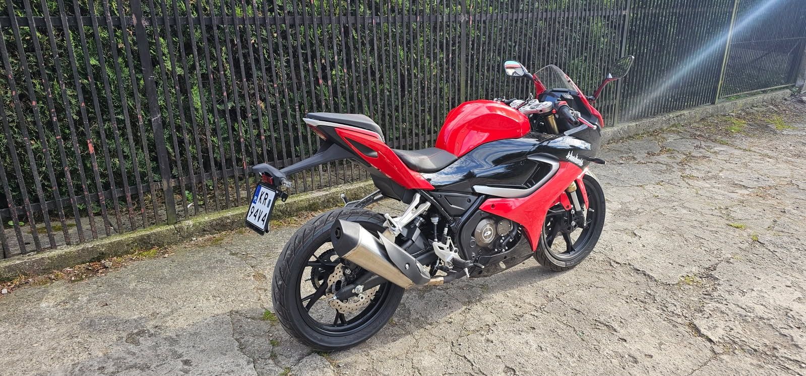 Qj motor SRK125R Ścigacz