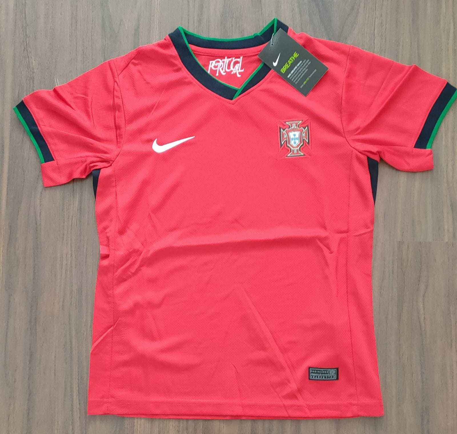 Conjunto criança Portugal equipamento principal