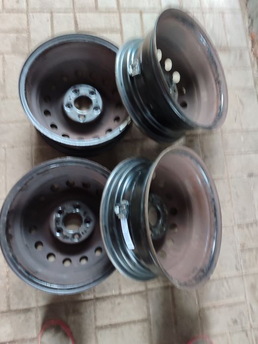 Диски металеві r15 hyundai kia 5.114.3 dia 67.1 et 46