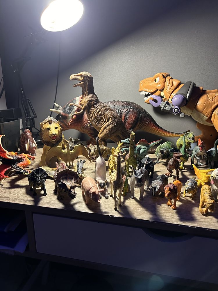 Sprzedam dinozaury