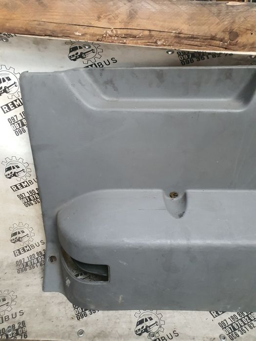 Карта двері задня права за боковою дверкою Volkswagen T5 короткий