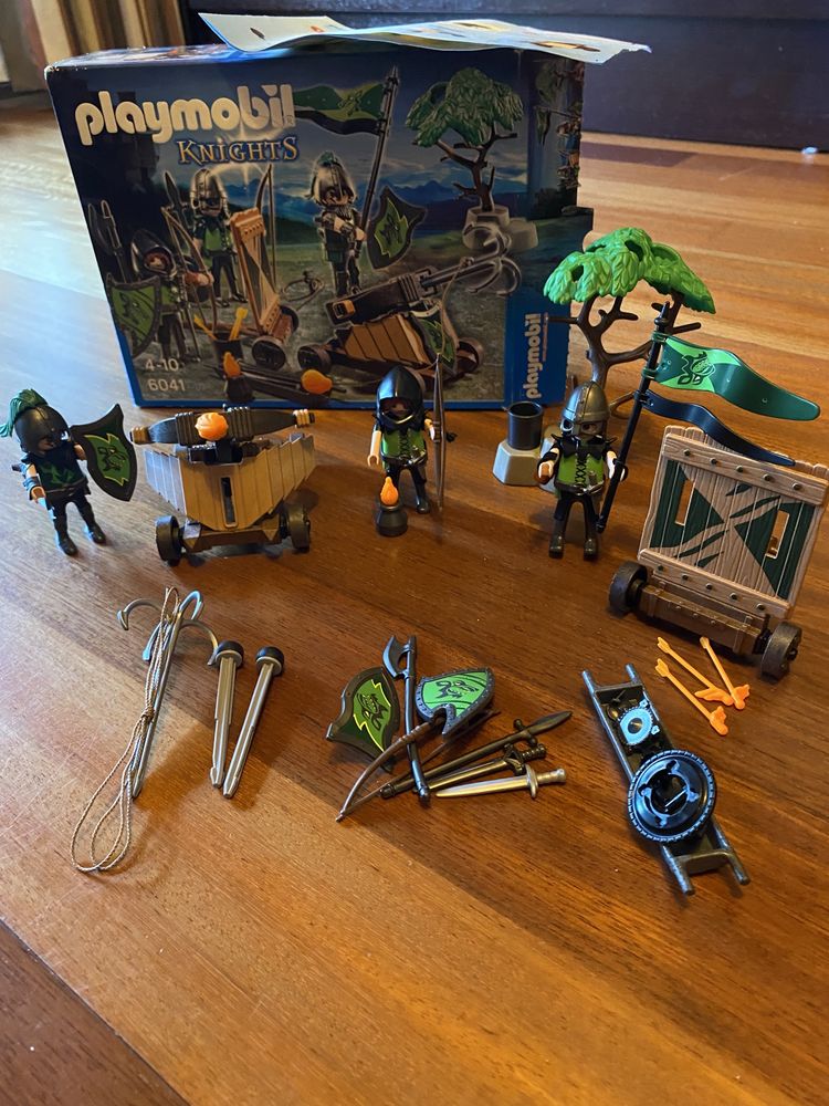 Playmobil 6041 Wolf Knights with Catapult