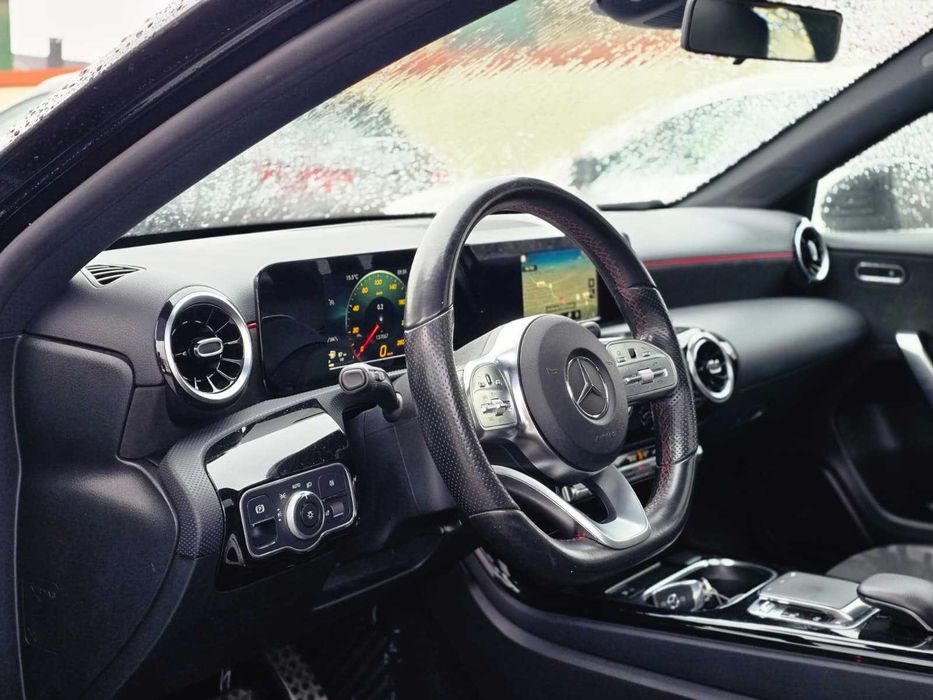 MERCEDES-BENZ A200 W177 AMG 1.3 163CV 7G-DTC "FULL EXTRAS"