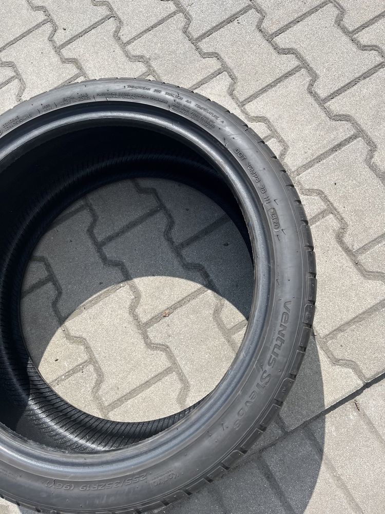 255/35/19 Hankook Ventus S1 Evo3 96Y