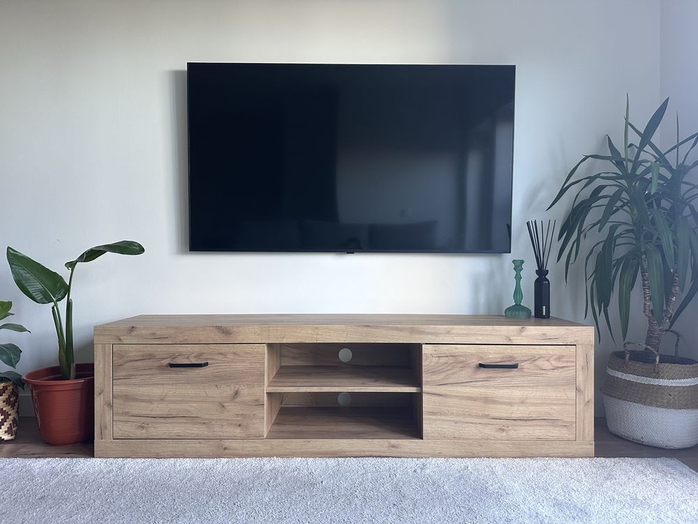 Móvel para TV - 180x50x40cm