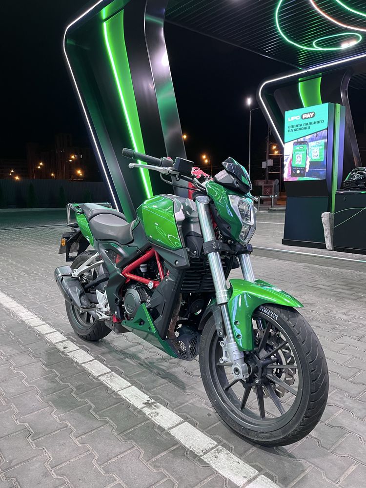 Benelli tnt 250