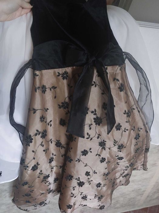 Плаття для дівчинки